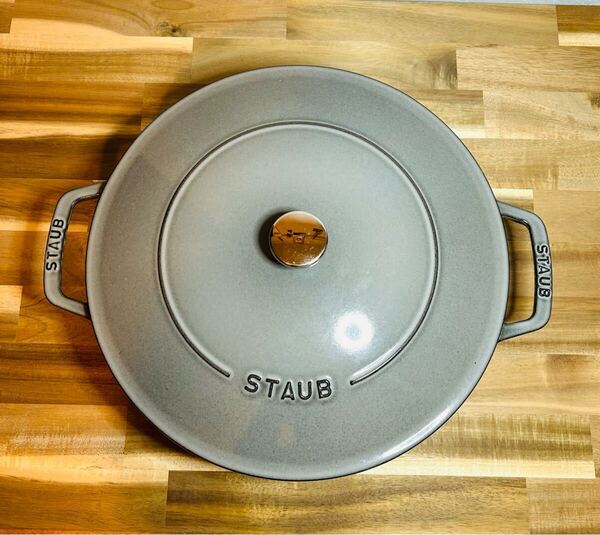 【staub】ストウブ ブレイザー ソテーパン グレー 28cm」 両手 鋳物 ホーロー 鍋 浅型 すき焼き IH対応