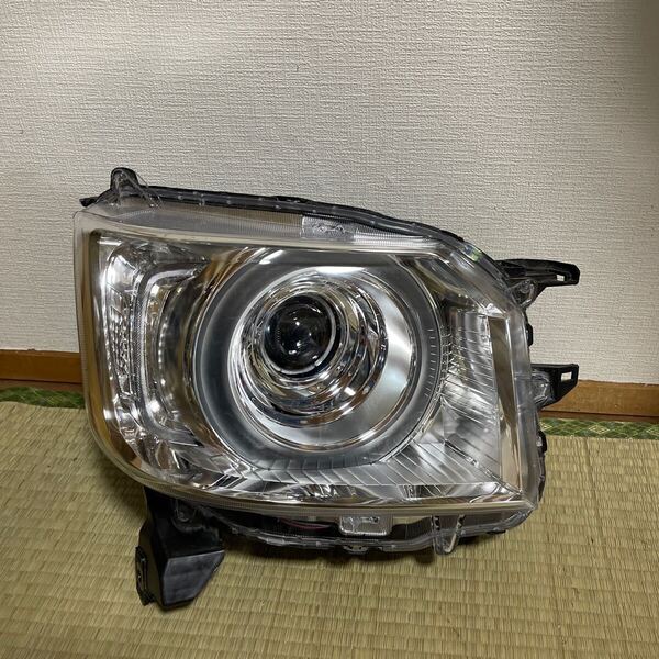 ホンダ N BOX JF3 純正 LED 右 ヘッドライト 送料込み 即決