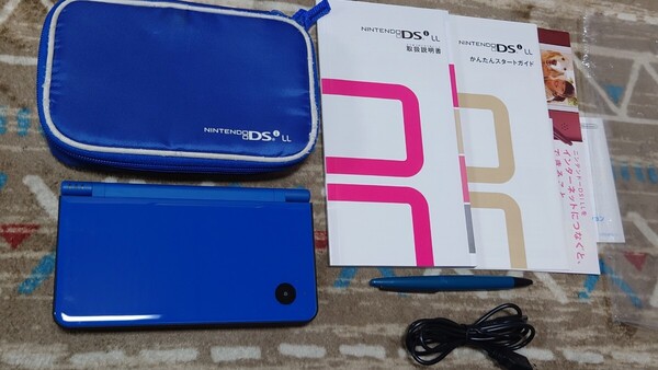 DSi LL 本体 ブルー USB充電器 タッチペン 大タッチペン 本体ケース 本体説明書類