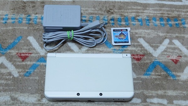 Newニンテンドー3DS 本体 充電器 タッチペン MicroSD モンスターハンター3G