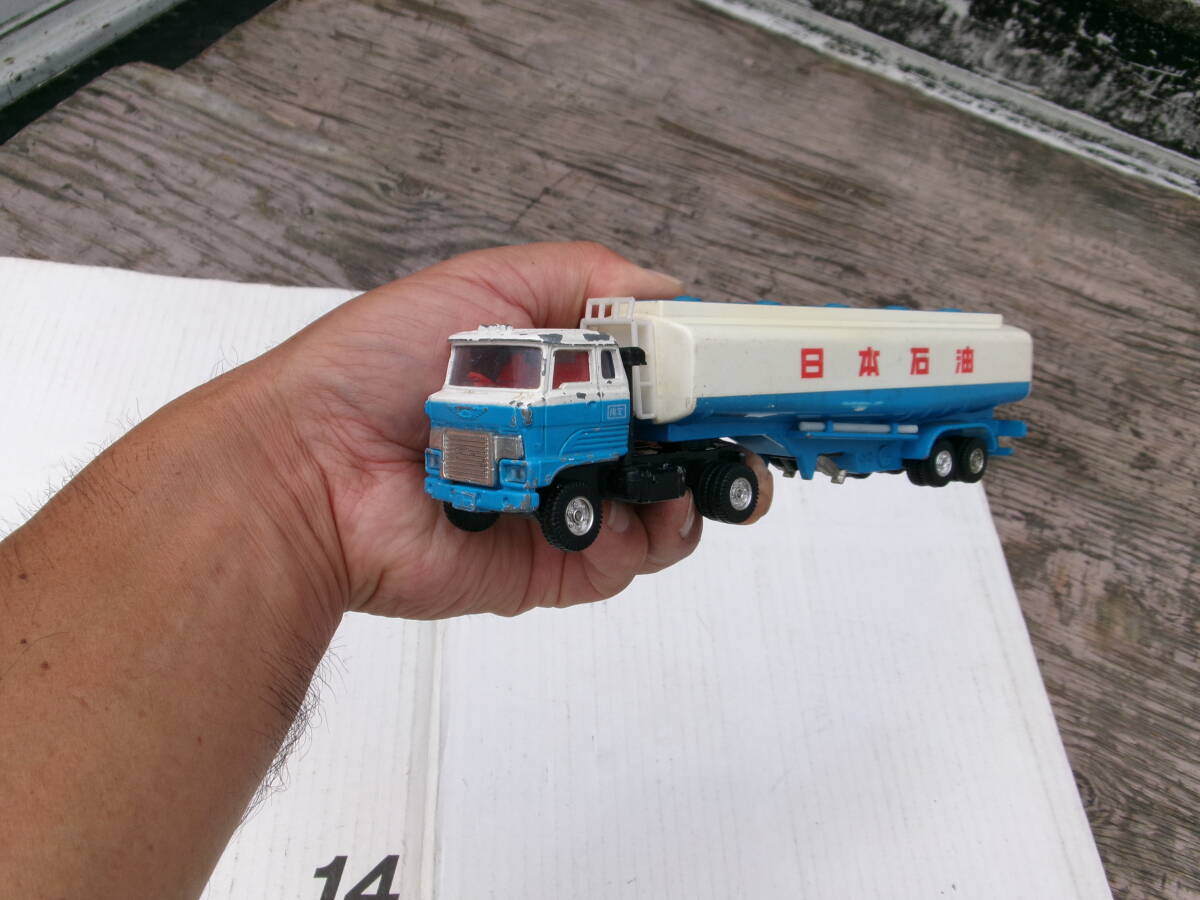 トミカダンディ 日本石油 トレーラー ミニカー 約15cm