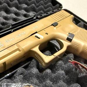 ■送料無料 未使用品 DOUBLE BELL GLOCK19 グロック19 G19 Gen4 リアルレーザー刻印 ガスブローバック ガスガン TANカラー No.772S■