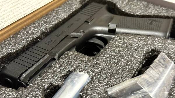 ■予備マガジン付き! 送料無料 未使用品 BATON GLOCK19 グロック19 G19 Gen5 MOS CO2ガスブローバック ガスガン■