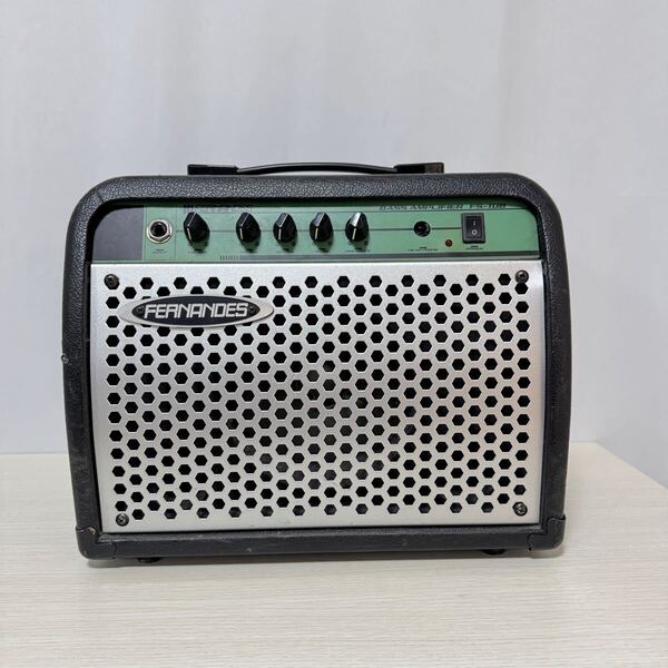 FERNANDES FS-10B ベースアンプ コンボアンプ 20W ヘッドフォン端子付き フェルナンデス 動作確認済