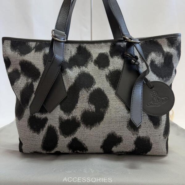【極美品】Vivienne Westwood ヴィヴィアンウエストウッド トートバッグ ビジネスバッグ レザー レオパード チャーム A4可 通勤 レディース