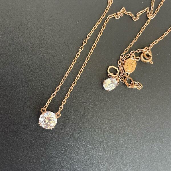 SWAROVSKI スワロフスキー 美品 正規品 アクセサリー ジュエリー ネックレス 一粒 シンプル 綺麗 ピンクゴールド