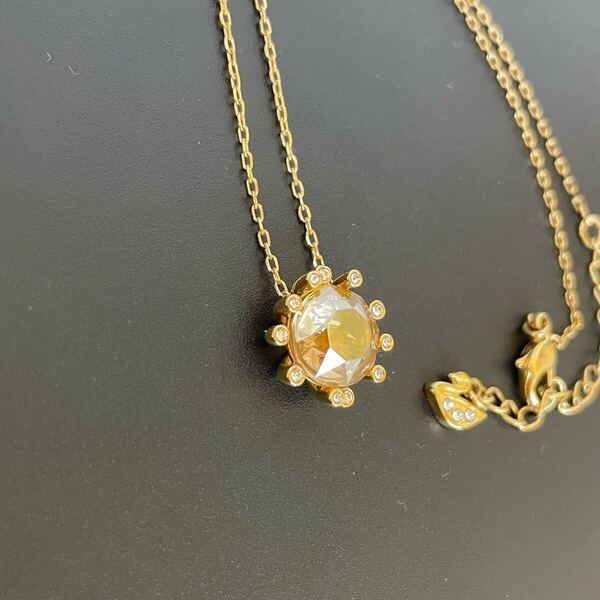 SWAROVSKI スワロフスキー 美品 正規品 アクセサリー ジュエリー ゴールド ネックレス キラキラ 可愛い