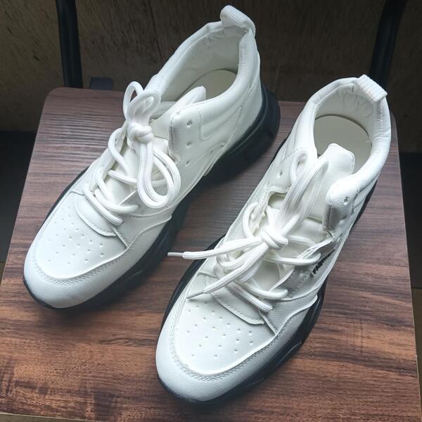 新品 24.5cm レディース スニーカー ホワイト 厚底 男女兼用 シューズ【2000-385-S】