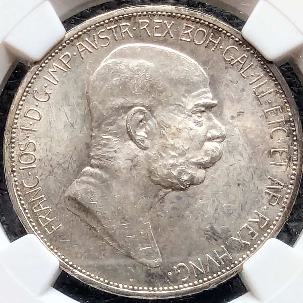 【ふくよかて美しい女王の横顔】1868年スペイン・イザベラ2世40センティモ銀貨 ふくよかて美しい女王の横顔】1868年スペイン・イザベラ2世40