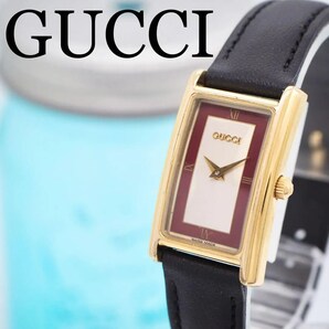 182 GUCCI時計 レディース ゴールド スクエア ワインレッド ローマ文字