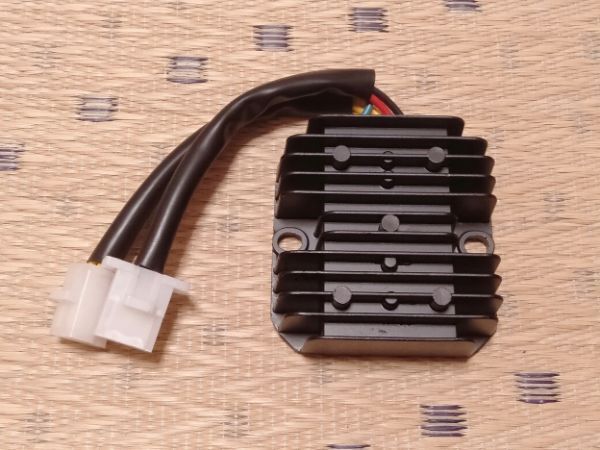 ホンダ レギュレーター 整流器 CM400T CM400E CM400C CM400A CM200T CB250 CB250T CB250N CB400