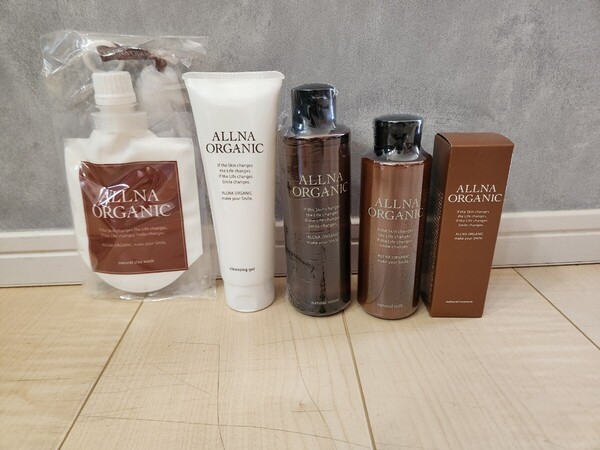 クレンジング 洗顔 化粧水 (200ml) 美容液 (47ml) 乳液 (150ml) クレンジングジェル (130g) 泥洗顔 (130g) 5点セット オルナオーガニック