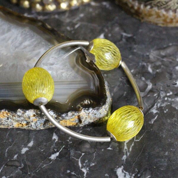 USA VINTAGE COLOR STONE DESIGN BANGLE/アメリカ古着カラーストーンデザインバングル