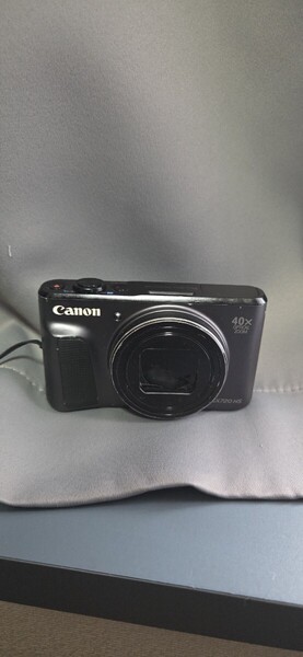 Canon SX720HS