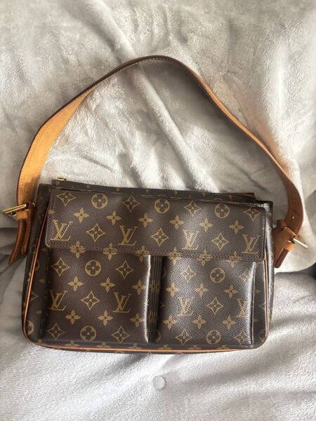 中古 良品 ルイヴィトン LOUIS VUITTON ショルダーバッグ モノグラム ヴィバシテ GM M51163