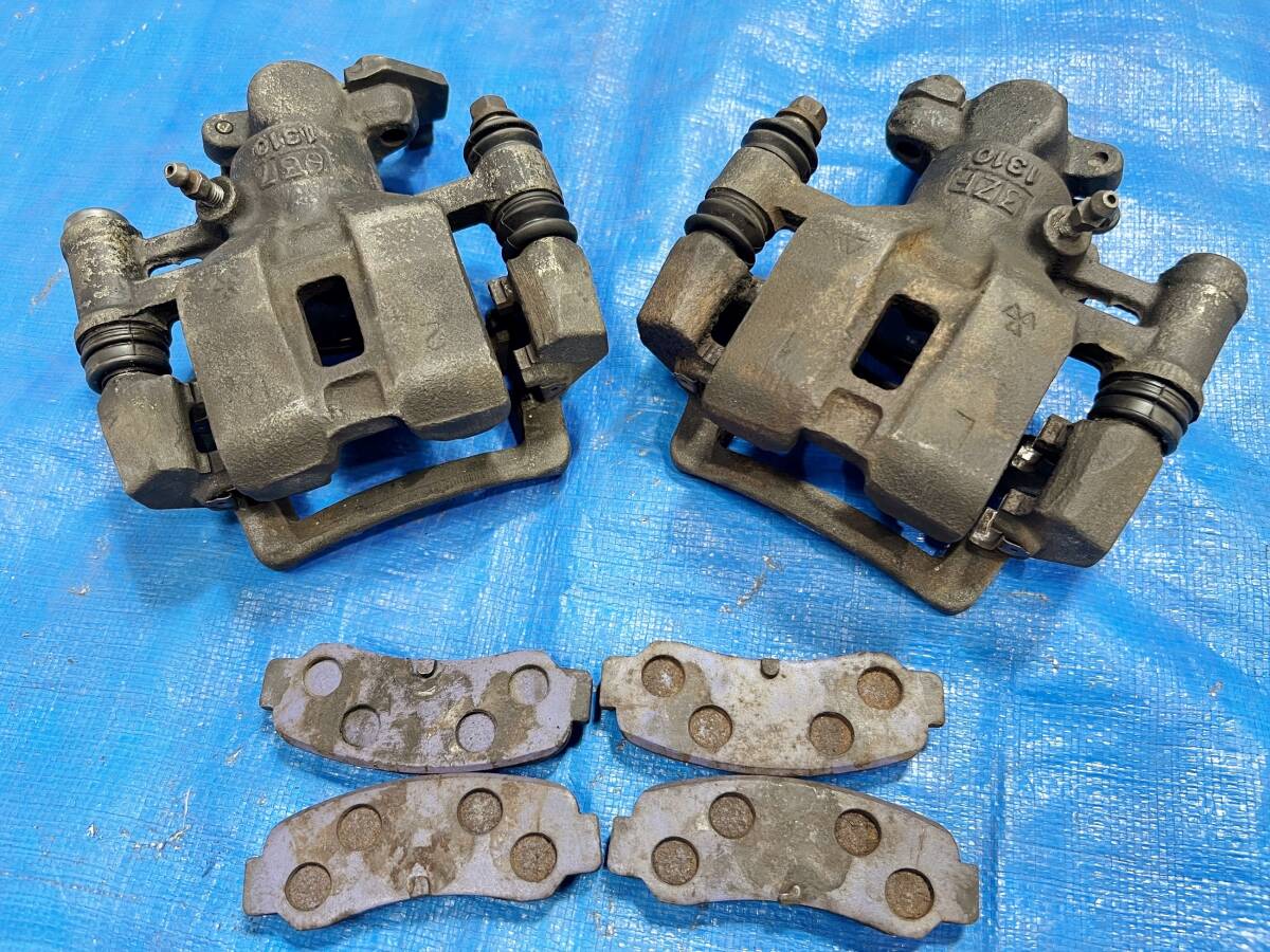AE86ハチロク純正フロントキャリパー左右(ブレーキキャリパー