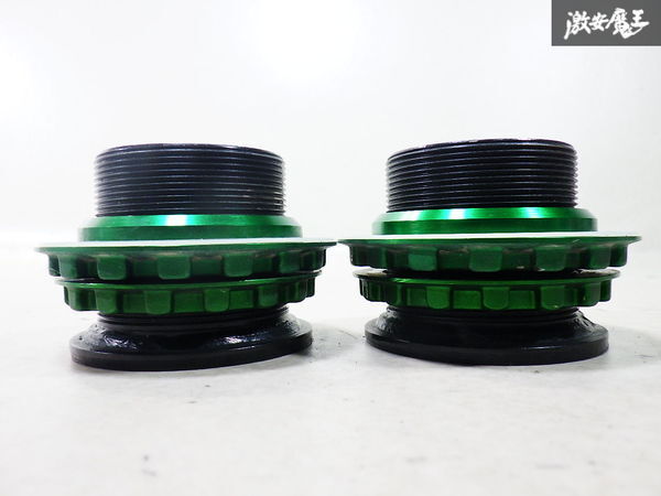 LARGUS ONLINE SHOP / トヨタ プリウスα ZVW40W 2WD リア