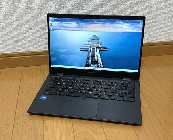 【美品】dynabook G83/KW (Core i5-1235U/16GB/SSD512GB/Windows11Pro/Office2021Pro) 軽量900g