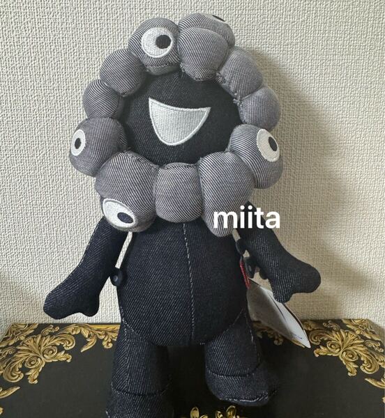 新品 関西万博 EXPO2025 EDWINコラボ 黒いミャクミャク ぬいぐるみ