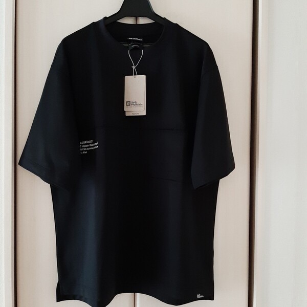 新品タグ付【Sサイズ】ジャックウルフスキン JackWolfskin メンズ 半袖Tシャツ JP URBAN SNOOZER T 5033931 黒 ブラック