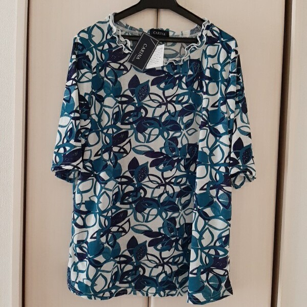 新品タグ付【M~L】CARINA 春夏 薄手 半袖 カットソー ミセス レディース 首元フリル 白 青 花柄 送料無料 5224-1305