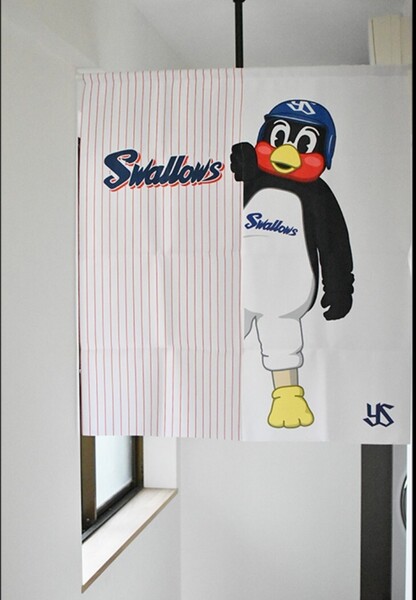 【非売品】つば九郎のれん スワローズCREW(会員)引換品 つば九郎 東京ヤクルトスワローズ