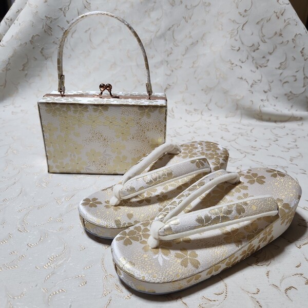 #6-060 ( 未使用品) 七五三 お正月 草履バックセット 21cm