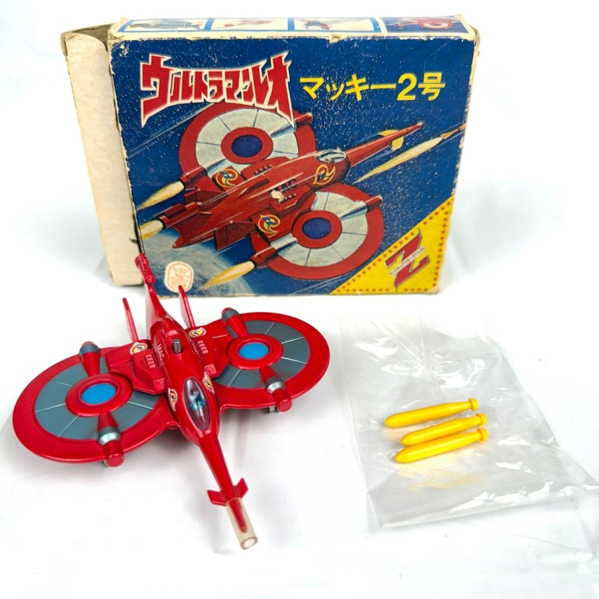 超合金マッキー2号 赤い宇宙船 箱付き Yahoo!オークション -「ウルトラマンレオ マッキー2号」(超合金