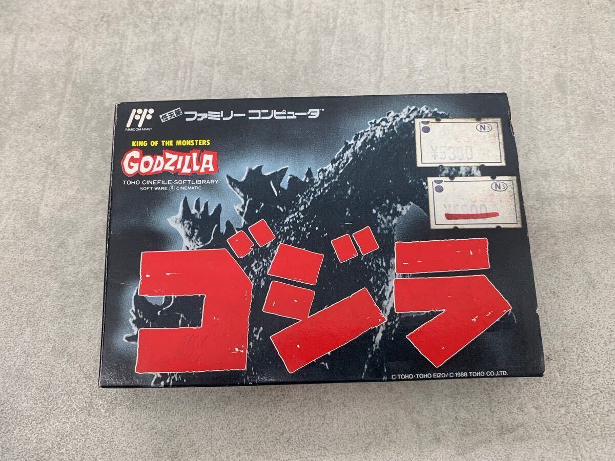 ゴジラ 取扱説明書付き ファミコンソフト - メルカリ