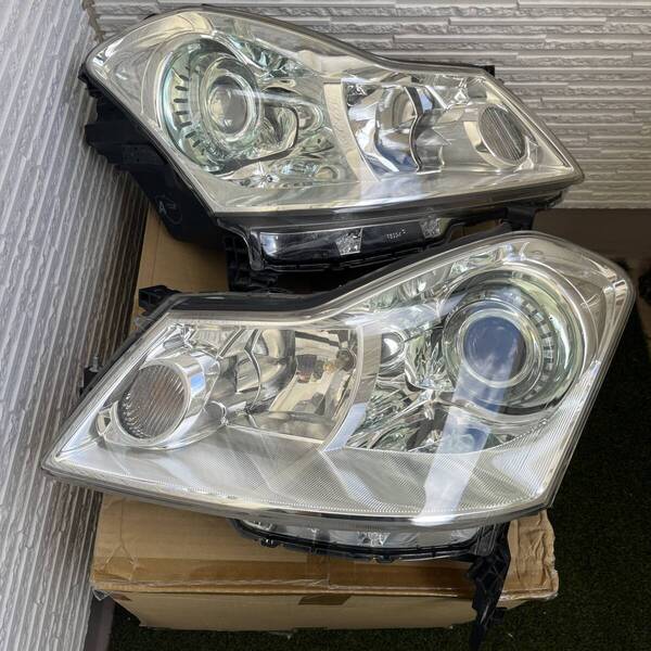 24時間以内に発送! 美品 フーガ Y50 前期 ヘッドライト 左右 P3994 HID 日産 NISSAN