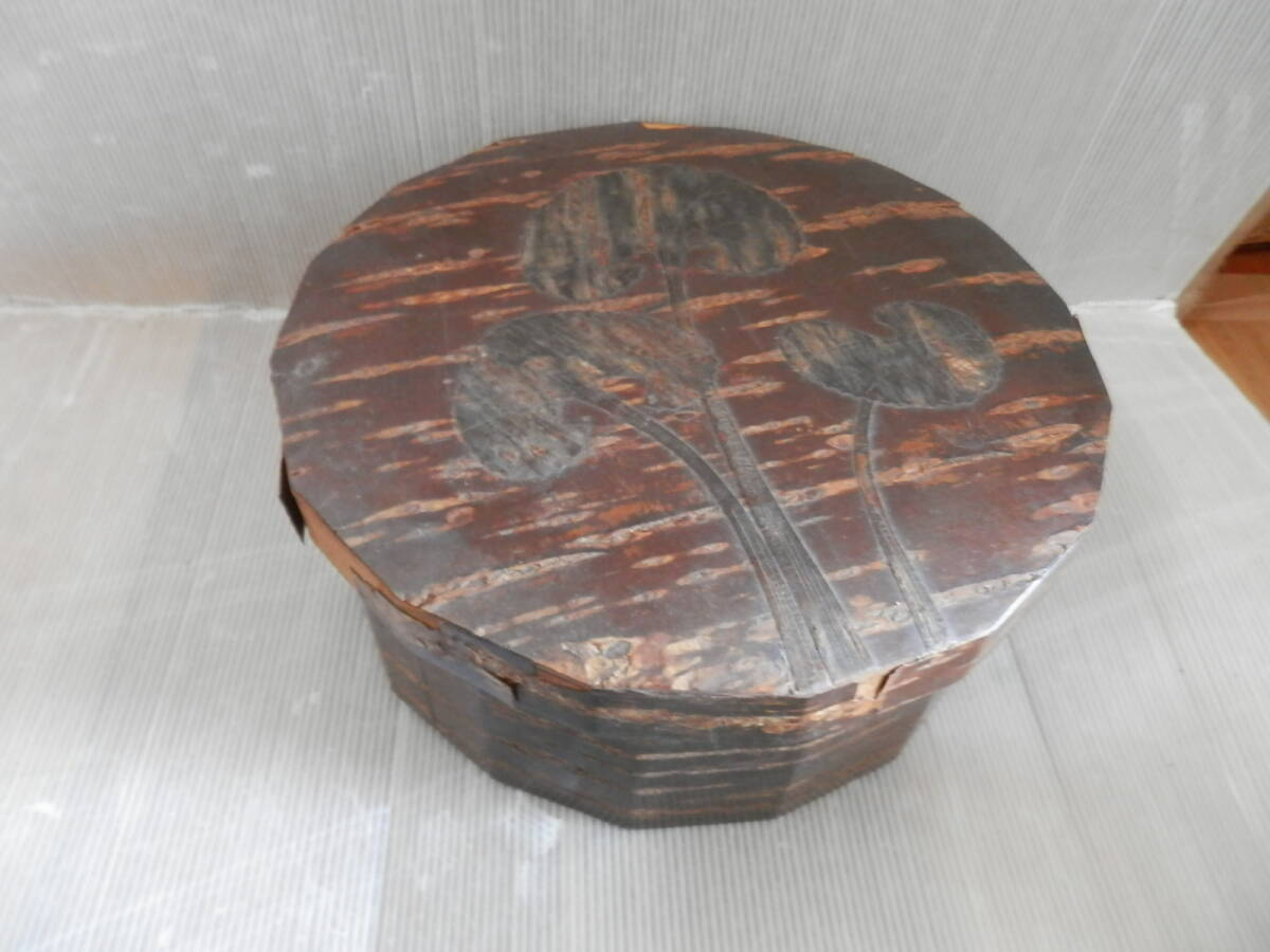 珍品桜皮細工お茶台ワゴン　樺細工　ポットワゴン　工芸品 325ce2439b49d94e97d3d80fca2512