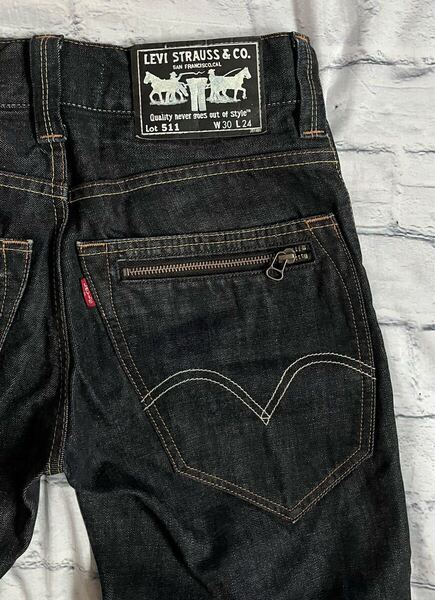 リーバイス511 Levi s スリムテーパードアンクルジーンズ 30インチ中古(管NO1206)