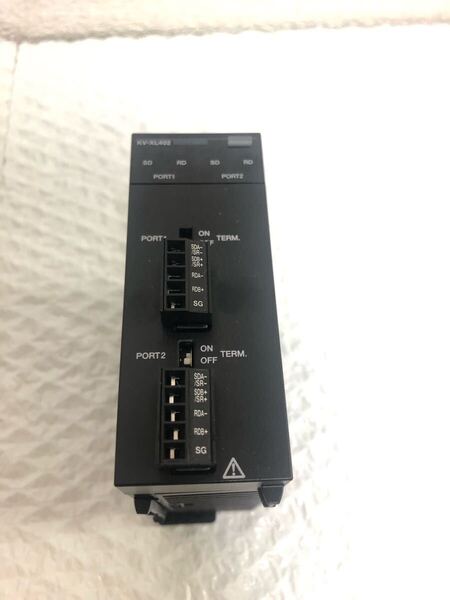 中古美品KEYENCEキーエンス KV-XL402 正規品動作保証 国内から即日発送 A-1