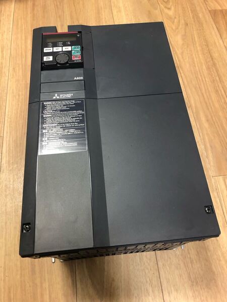 中古美品三菱電機 FR-A820-15K-1 正規品動作保証 国内から即日発送 A-1