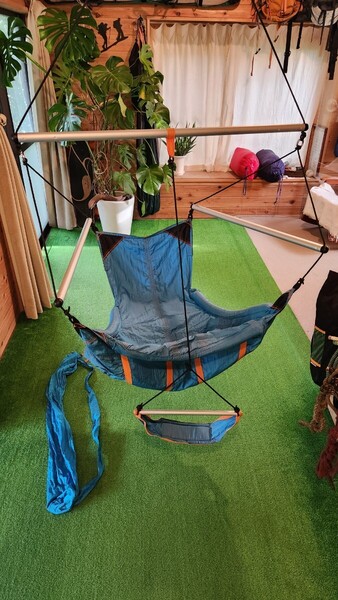 ハンギングチェア ブランコ ハンモックとは違う快適さ ぶら下がりでリラックス アウトドア キャンプ チェア