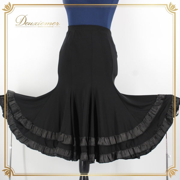 『送料無料』【美品 社交ダンス衣装】スカートレッスンウェア 練習着 leirena レイリーナ 黒 無地 シンプル ブラック フリル シック 上品