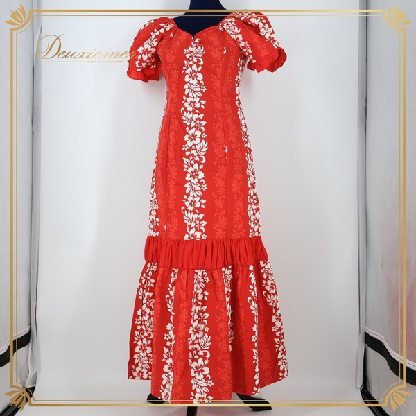 『送料無料』【ハワイ製 フラダンス衣装】レッド JANEM ワンピース ドレス 赤 白 ハイビスカス柄 花柄 鮮やか ハワイアン アロハ かわいい