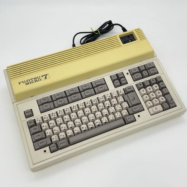 【希少品】FUJITSU 富士通 MICRO 7 FM-7 MB25010 旧型PC パソコン パーソナルコンピュータ