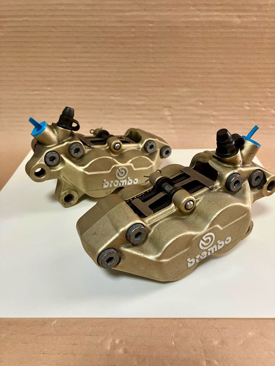 brembo ブレンボ 4ポットキャスティングキャリパー 40mmピッチ