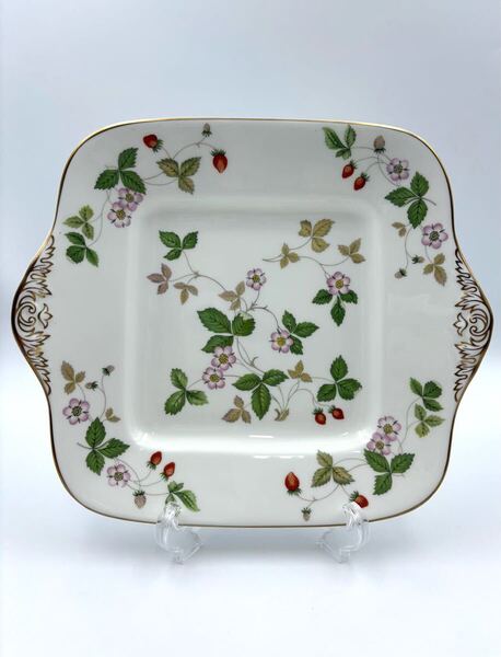 未使用保管品 WEDGWOOD ウェッジウッド ワイルドストロベリー 耳付き 27cm スクエアプレート ブレッド&バター プレート B&Bプレート