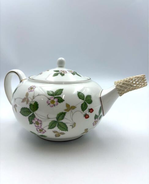 未使用保管品 WEDGWOOD ウェッジウッド ワイルドストロベリー ティーポット L