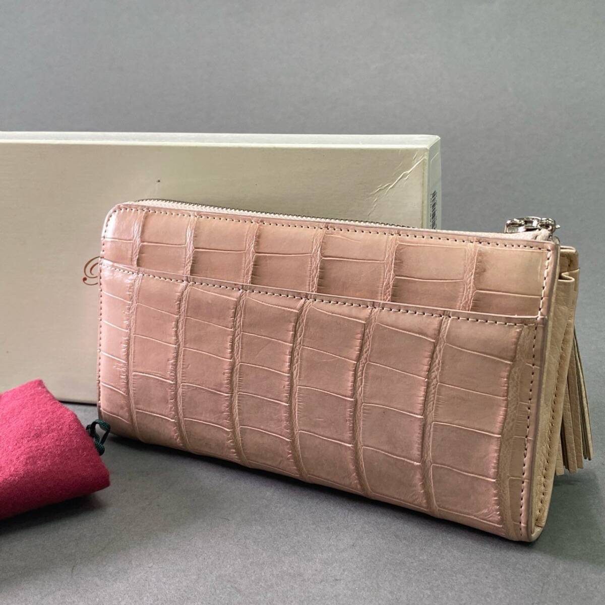【美品】クロコダイル 長財布 ローズピンク クロコダイル 財布 桜ピンク No901 シャイニングクロコ メンズ