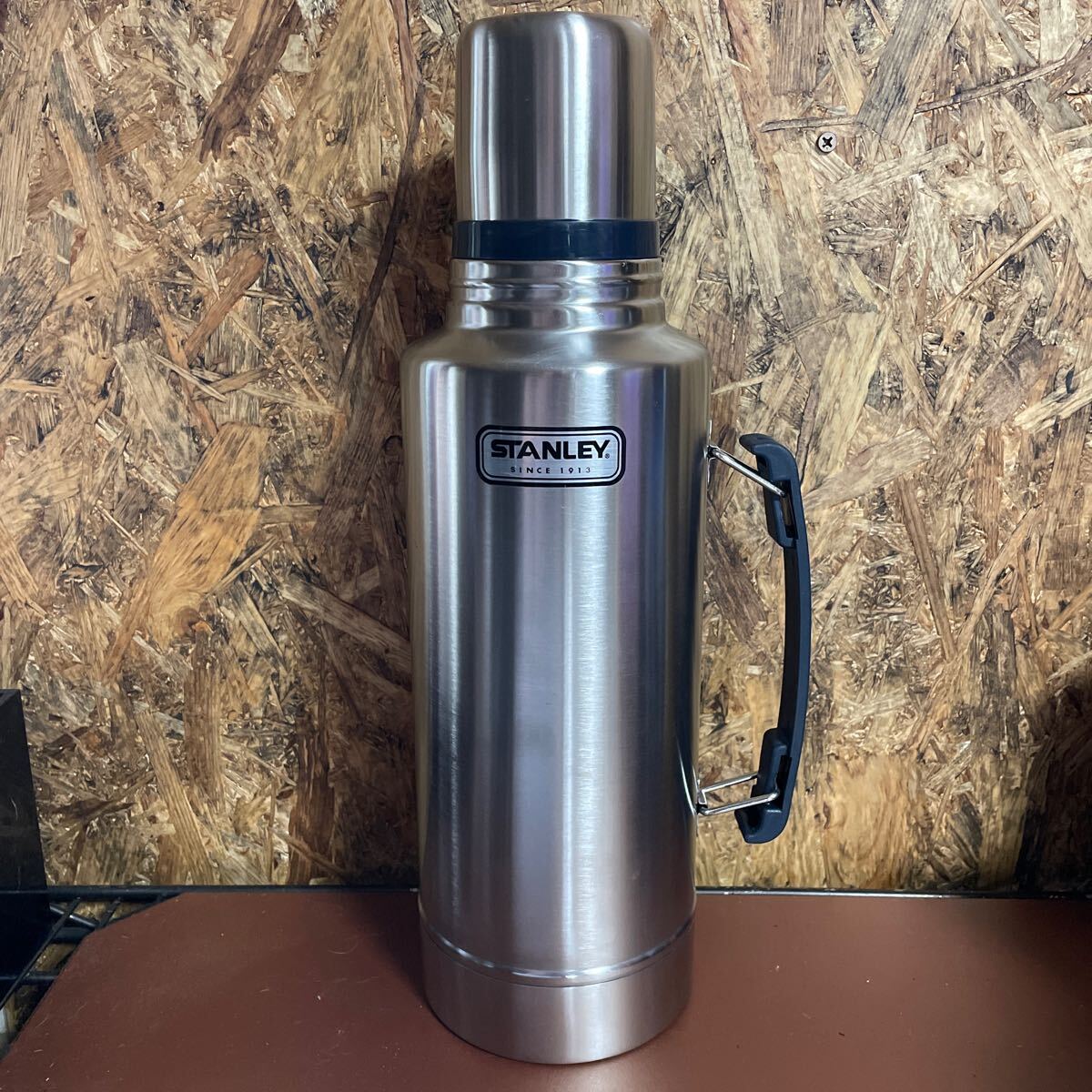 STANLEY 旧ロゴ ステンレス水筒 1L 中古 シルバー スタンレー 2025年最新】Yahoo!オークション -stanley スタンレー 水筒 1の