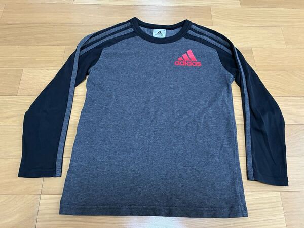アディダス 長袖Tシャツ 130センチ トップス キッズ 子供服 男の子男子 ロンT ロゴ adidas スポーツ