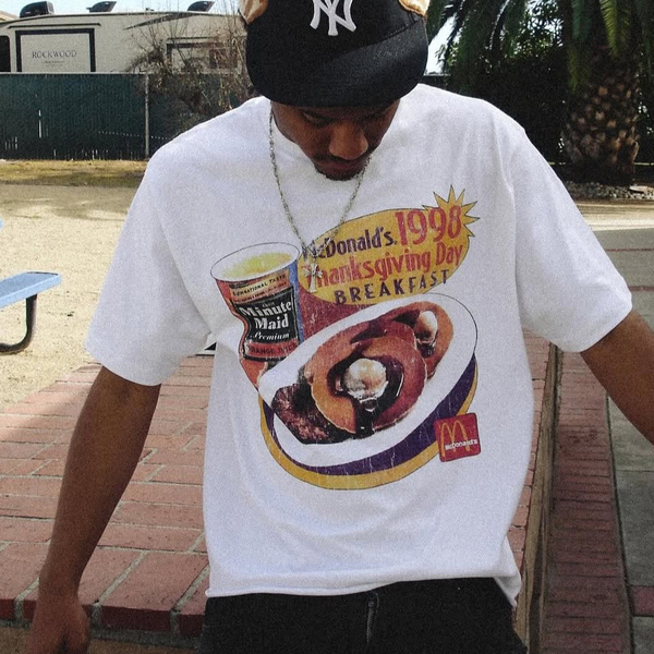 M マクドナルド ブレックファスト 98 Tシャツ ハッピーセット マック McDonald's 1998 THANKSGIVING DAY BREAKFAST TEE
