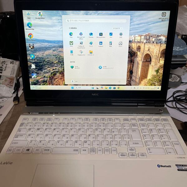 爆速SSD搭載LL750MSW/Core-i7/8GB/256GBSSD/ BD/wifi/Windows 11HOME(24H2)/タッチパネル/送料込