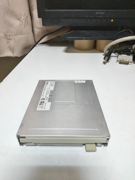 3.5インチFDD NEC FD1138D (2025.6 コンデンサ交換 動作品) 6-11個 3980円 送料無料