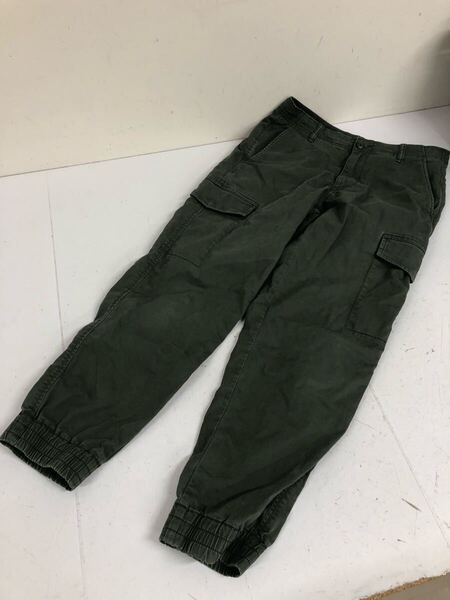 送料無料★UNIQLO ユニクロ★カーゴパンツ ボトムス★ミリタリーパンツ★カーキ★メンズ Mサイズ ウエスト76-84㎝#70603sj80