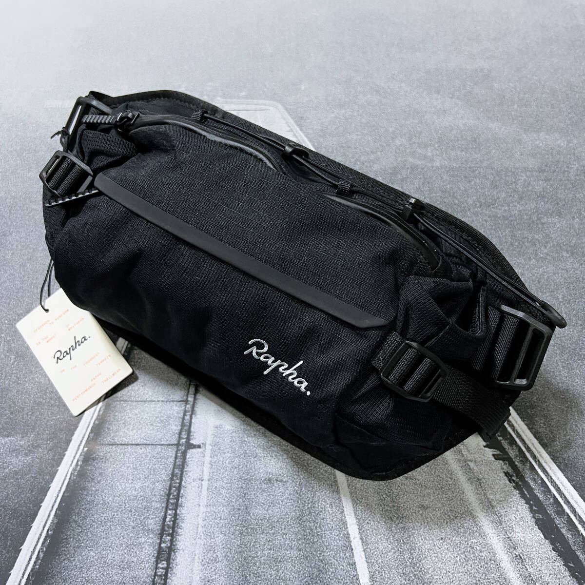 Rapha メッセンジャーバッグ 黒 Yahoo!オークション -「rapha」(メッセンジャーバッグ) (バッグ