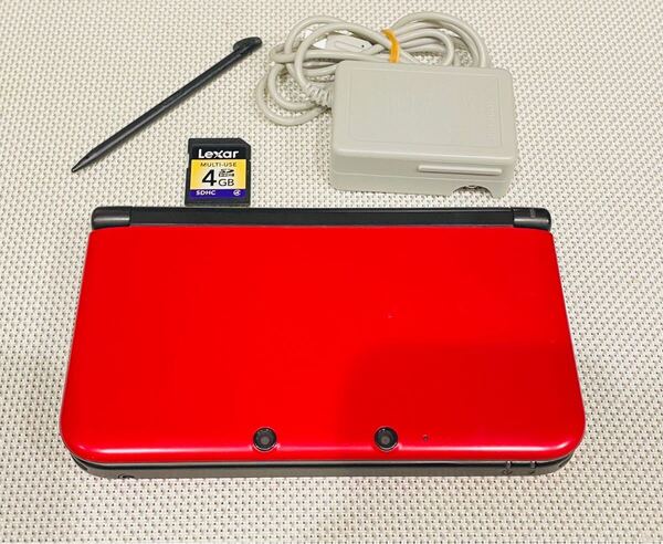 ニンテンドー3DSLL レッドブラック本体動作品 付属品付き 任天堂 Nintendo 赤